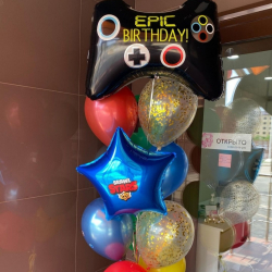 Фольгированный шар-джойстик и разноцветные шарики мальчику