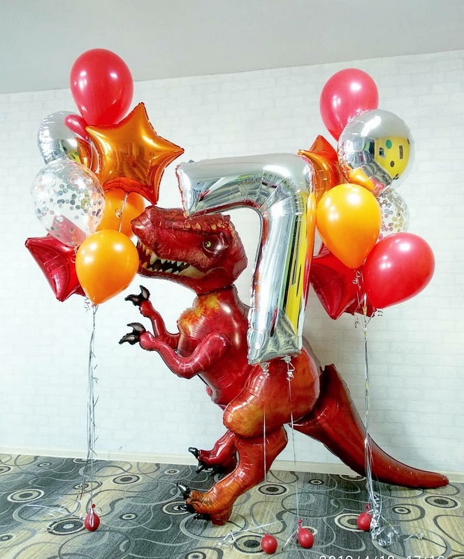 детская композиция на день рождения динозавр
