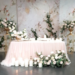 Оформление свадебного стола для молодоженов, гостей по правилам этикета и модным трендам