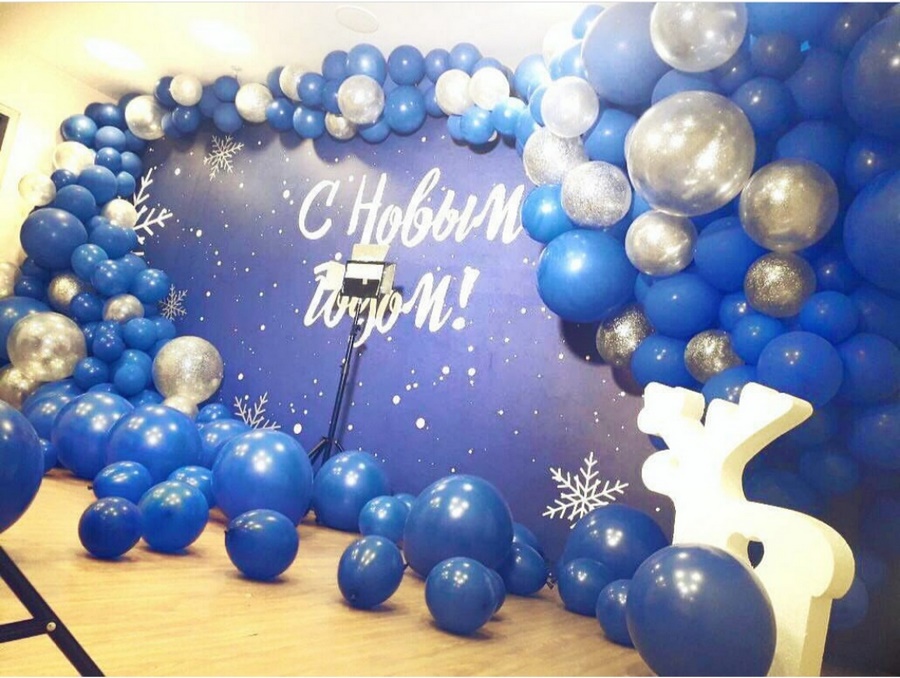 синяя фотозона «с новым годом»