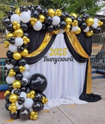Фотозона на Выпускной классическая