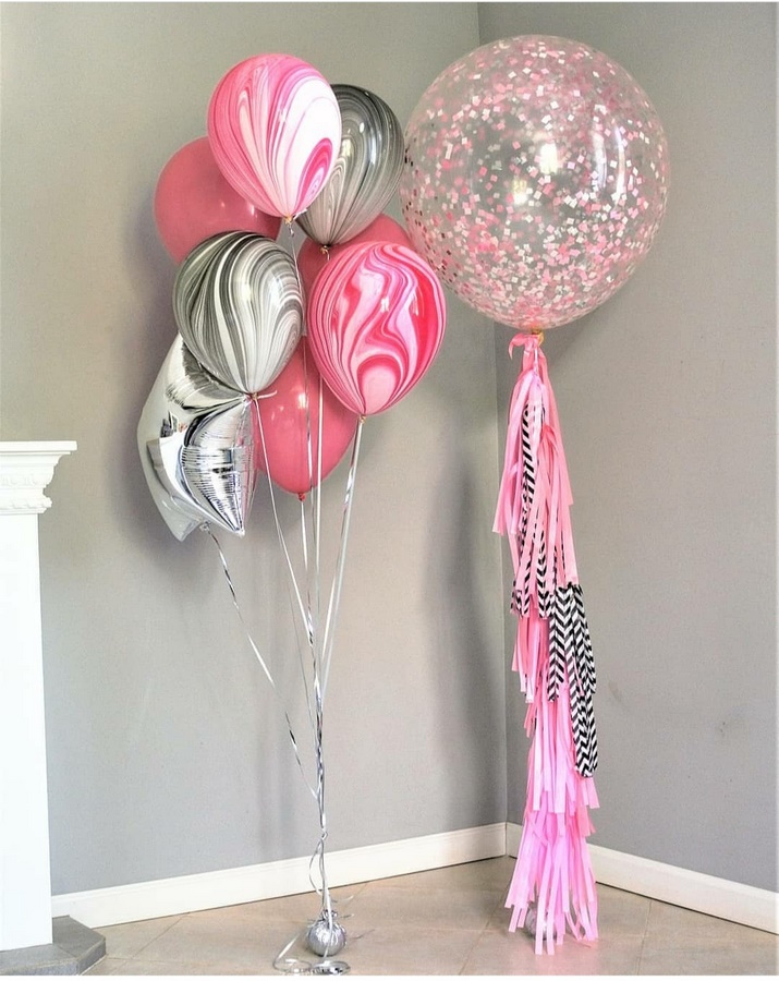 розовая композиция из шаров агатов и большого шара с конфетти 
