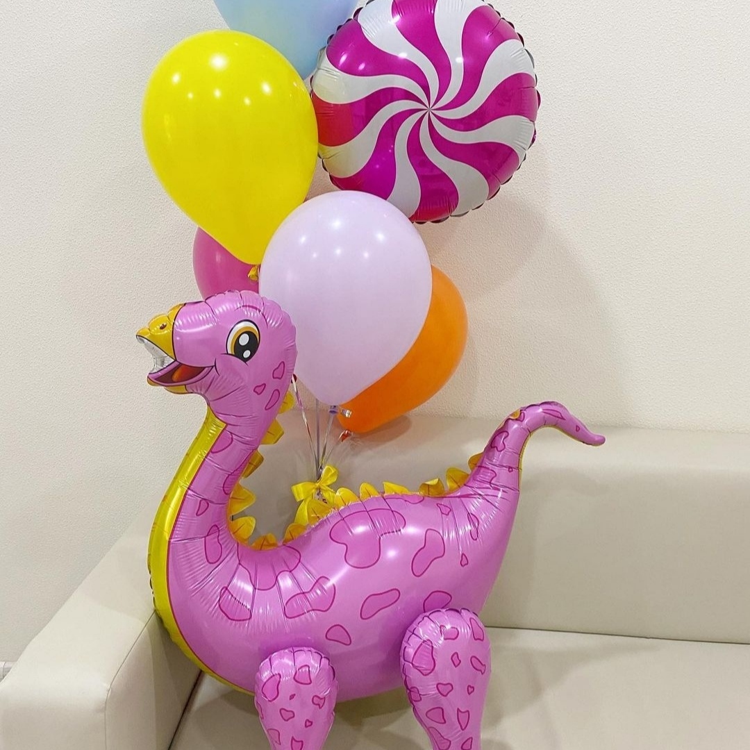 разноцветные шарики с веселым динозавриком и шар-леденец