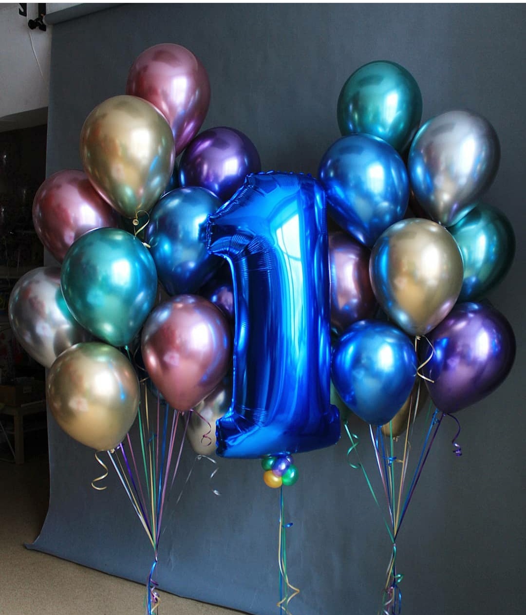 композиция из шаров для мальчика на день рождения
