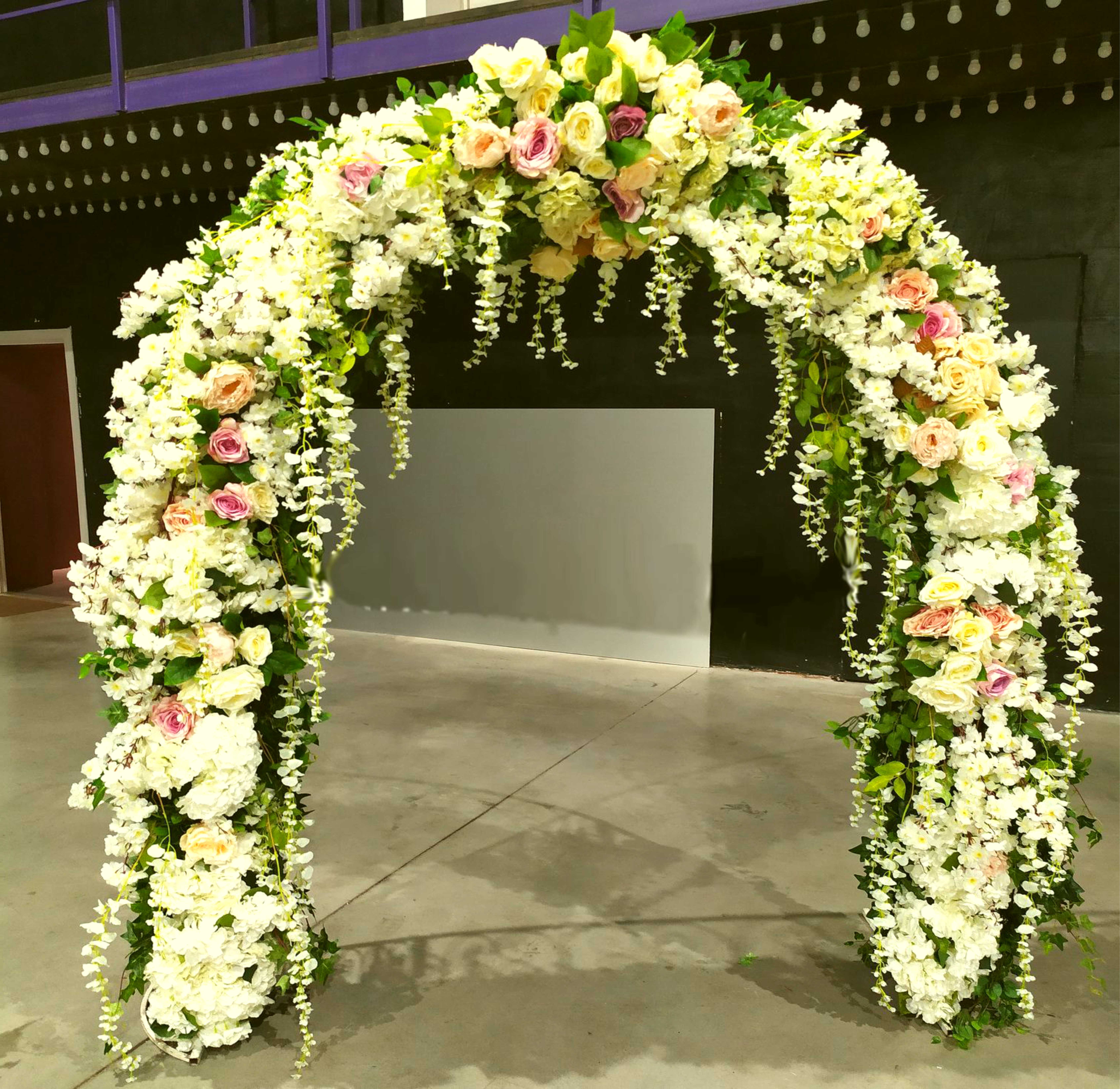 арка свадебная цветочная
